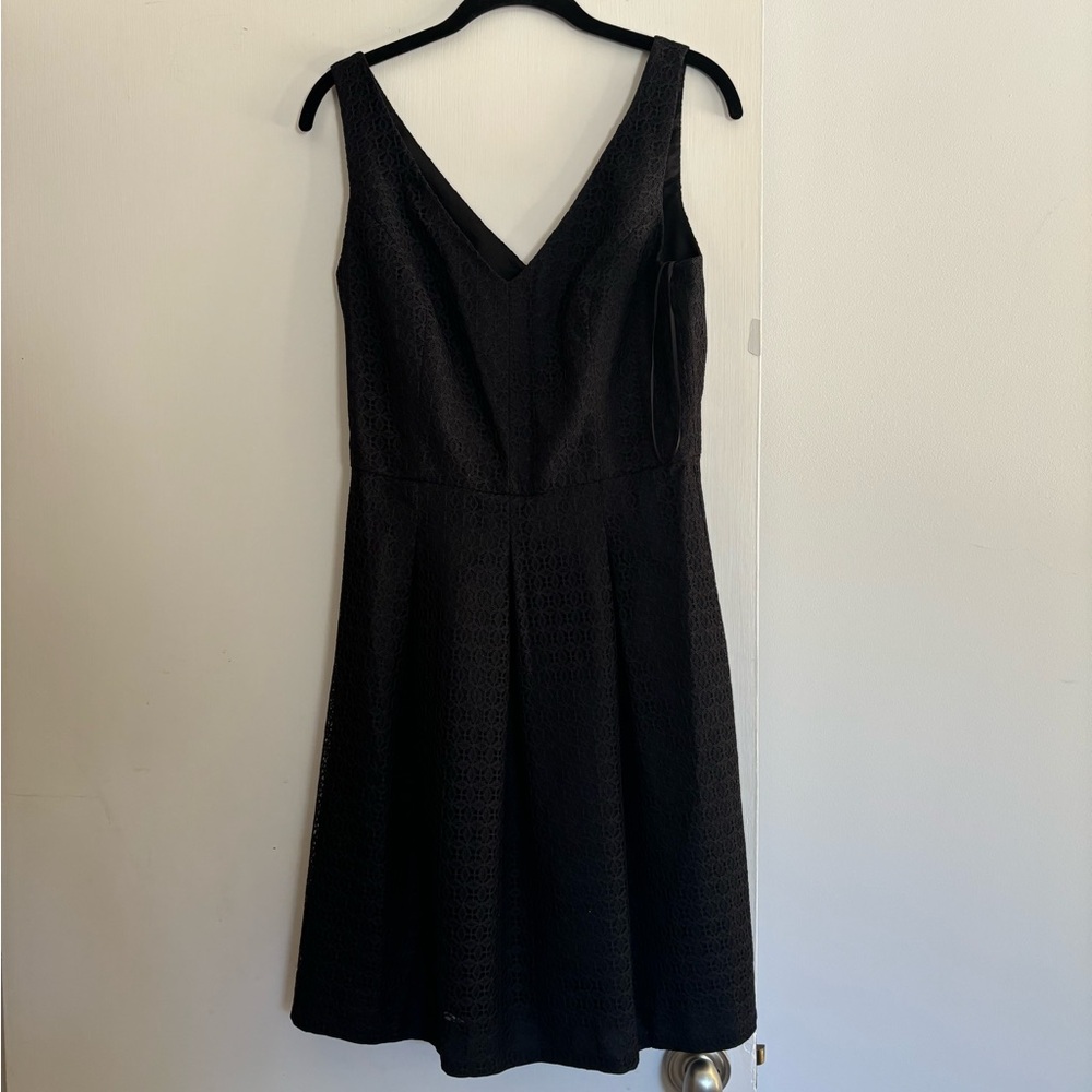Trina Turk Perfect LBD Size 6